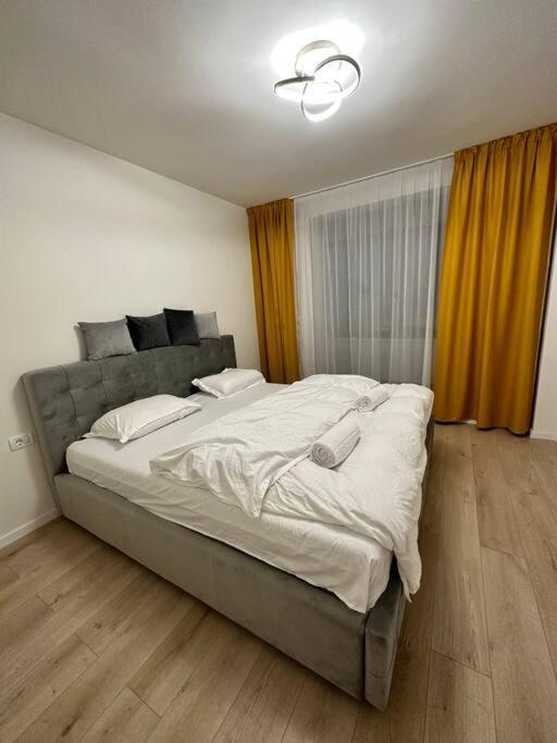 Ultracentral Luxury Apartament Timisoara Luaran gambar
