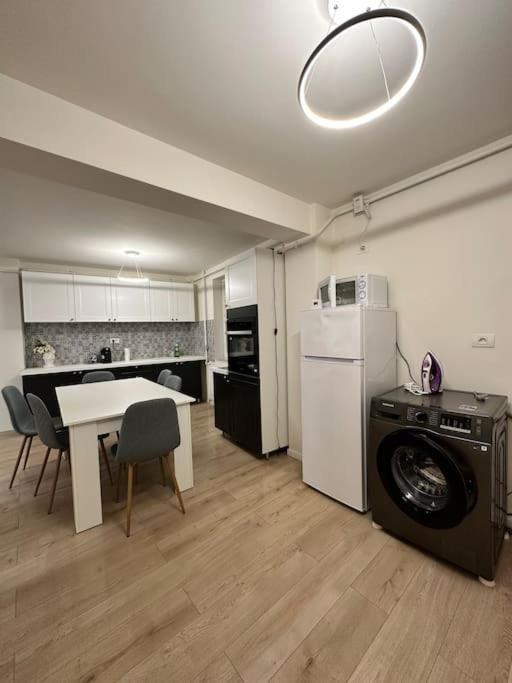 Ultracentral Luxury Apartament Timisoara Luaran gambar